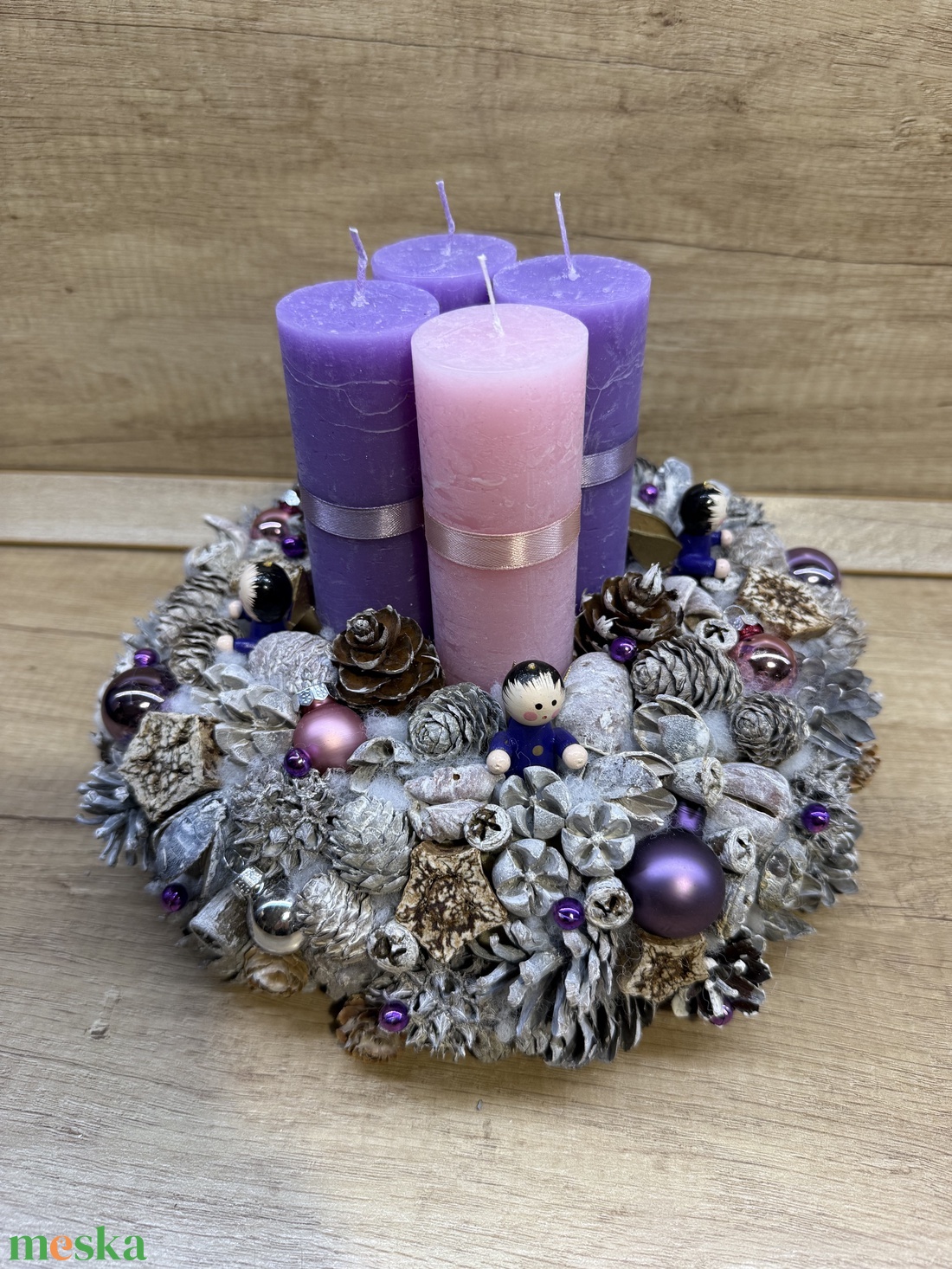 Lila gyertyás adventi koszorú - karácsony - adventi díszek - adventi gyertyadíszek és koszorúdíszek - Meska.hu