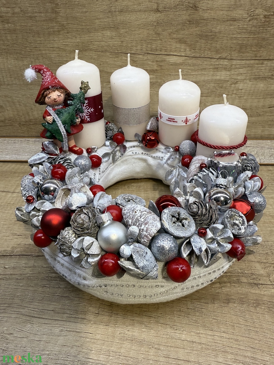 Adventi koszorú  kerámia figurával - karácsony - adventi díszek - adventi gyertyadíszek és koszorúdíszek - Meska.hu