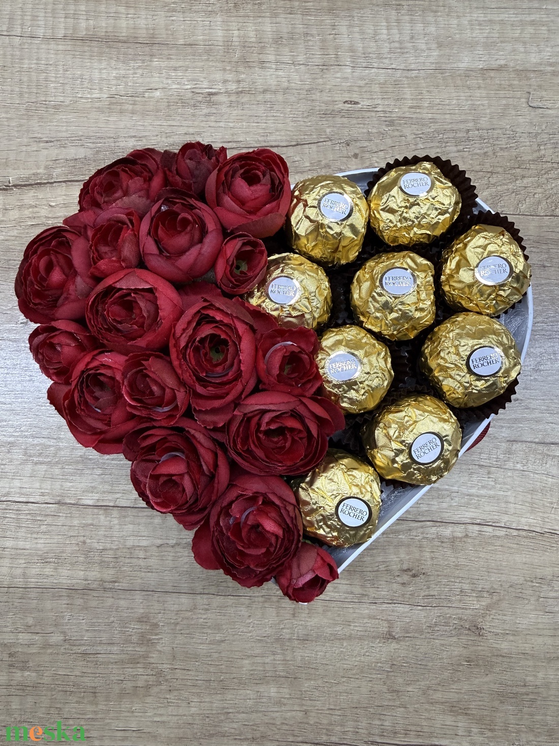 Szív alakú  virágbox - otthon & életmód - dekoráció - asztal és polc dekoráció - díszdoboz - Meska.hu