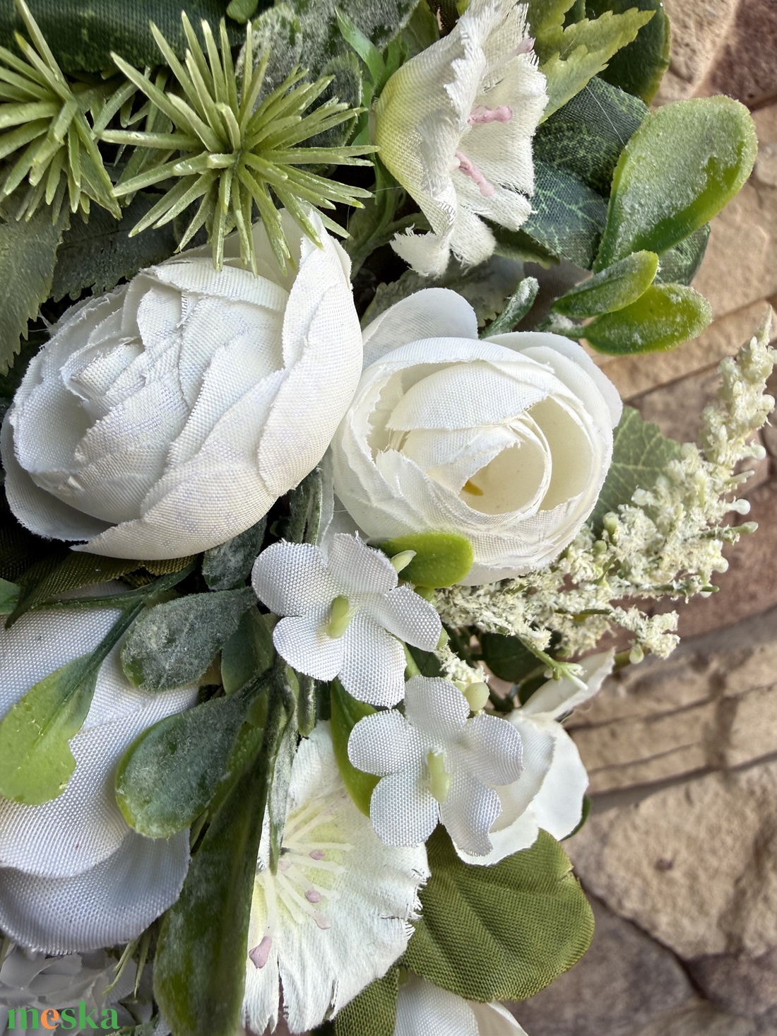 Zöld-fehér kopogtató tojásokkal - otthon & életmód - dekoráció - ajtó- és ablak dekoráció - ajtódísz & kopogtató - Meska.hu