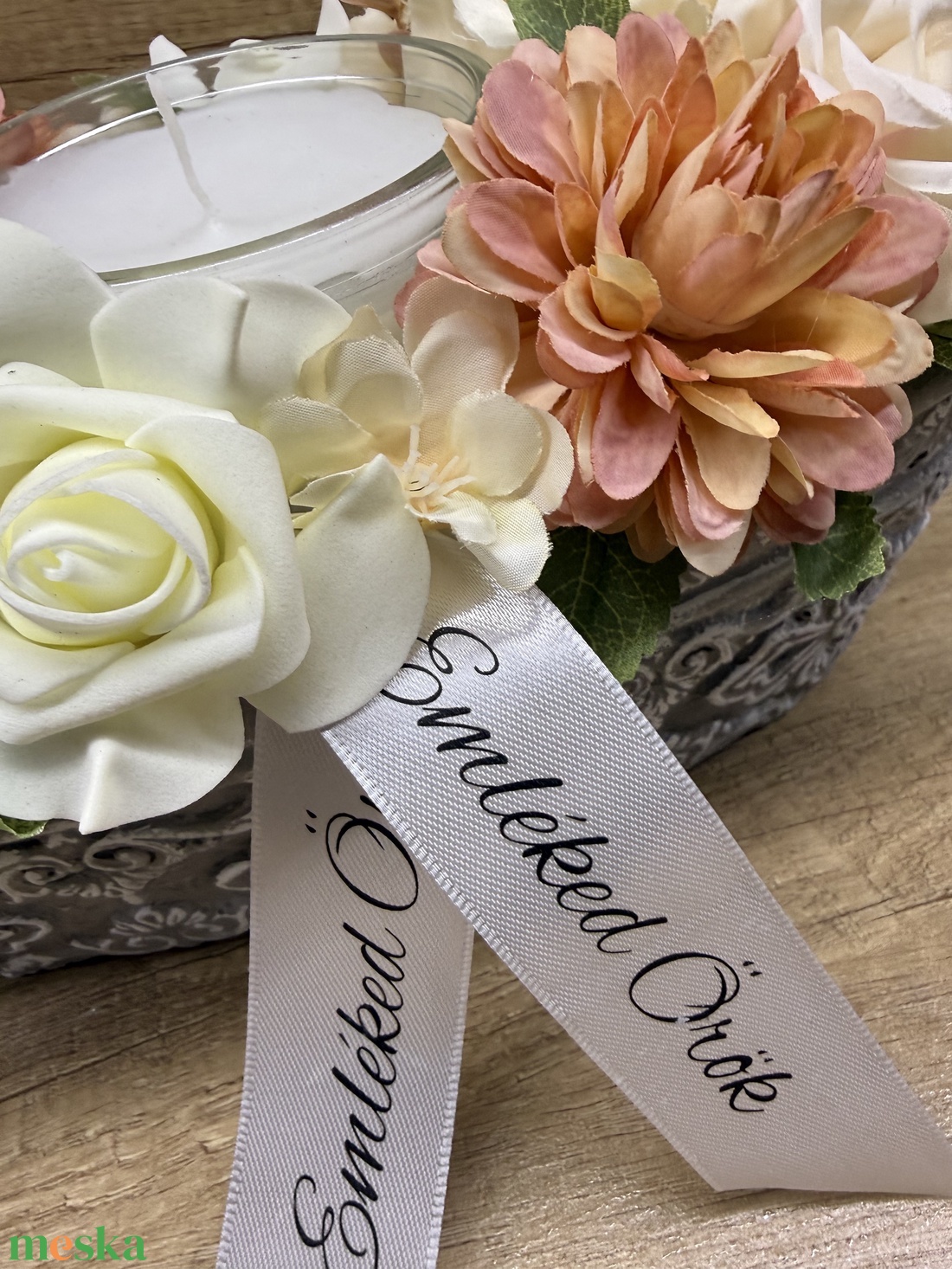 Barack-fehér sírdísz  - otthon & életmód - vallás - temetkezési tárgy - sírdísz, kegyeleti dísz - Meska.hu