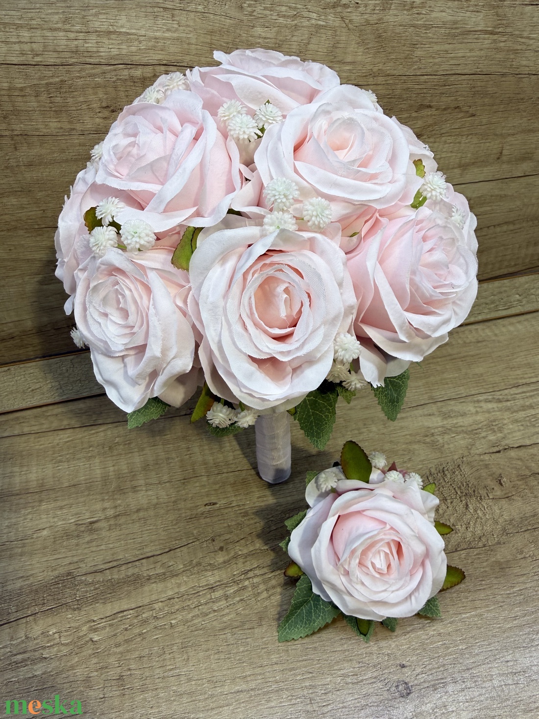 Rózsaszín rózsás kitűző  - esküvő - kiegészítők - kitűző - Meska.hu