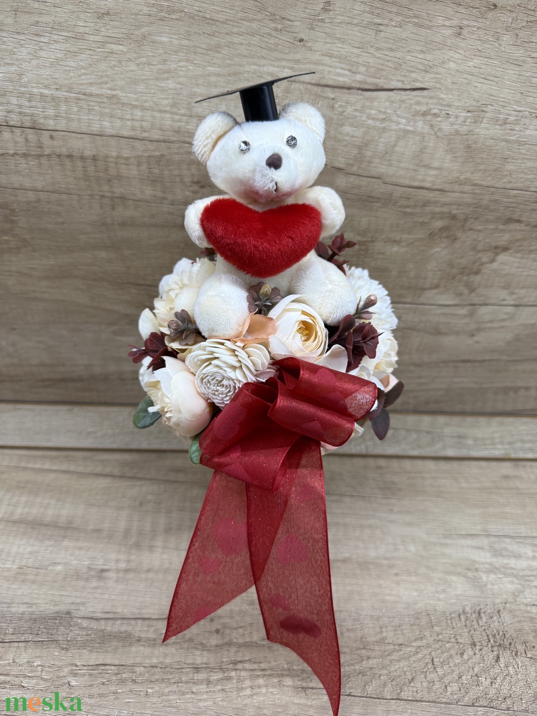 Ballagási csokor plüss macival - otthon & életmód - virágdekoráció - virágok - virágcsokor - Meska.hu