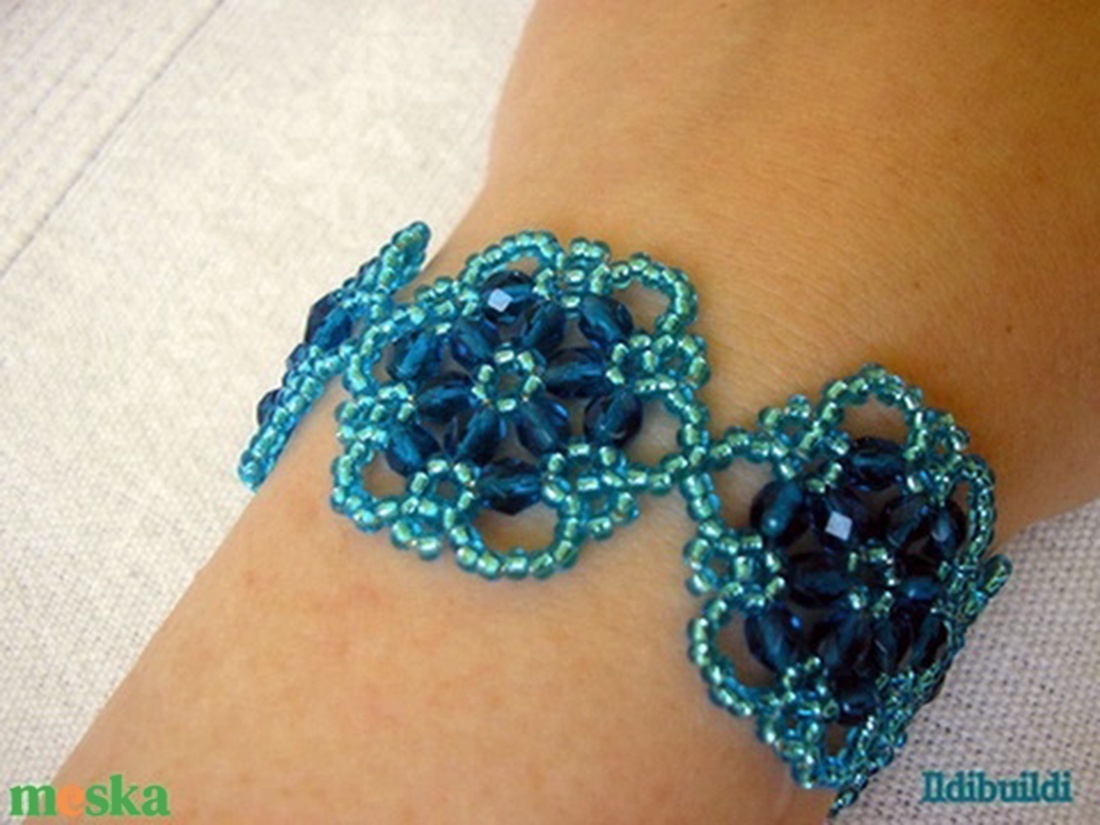 Capri blue karkötő - ékszer - karkötő - gyöngyös karkötő - Meska.hu
