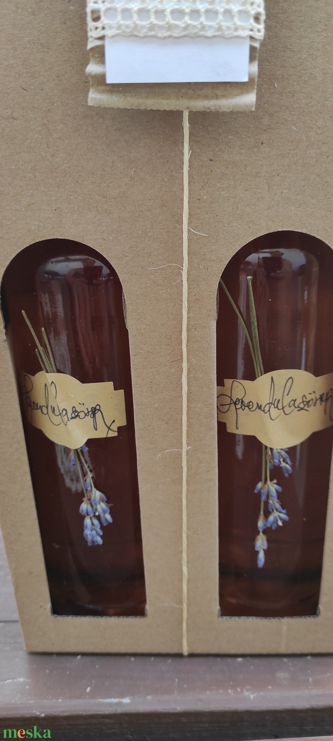 Díszdobozos levendulaszörp 2 db (tartósítószer- és színezékmentes) - élelmiszer - gourmet ajándékcsomag - Meska.hu