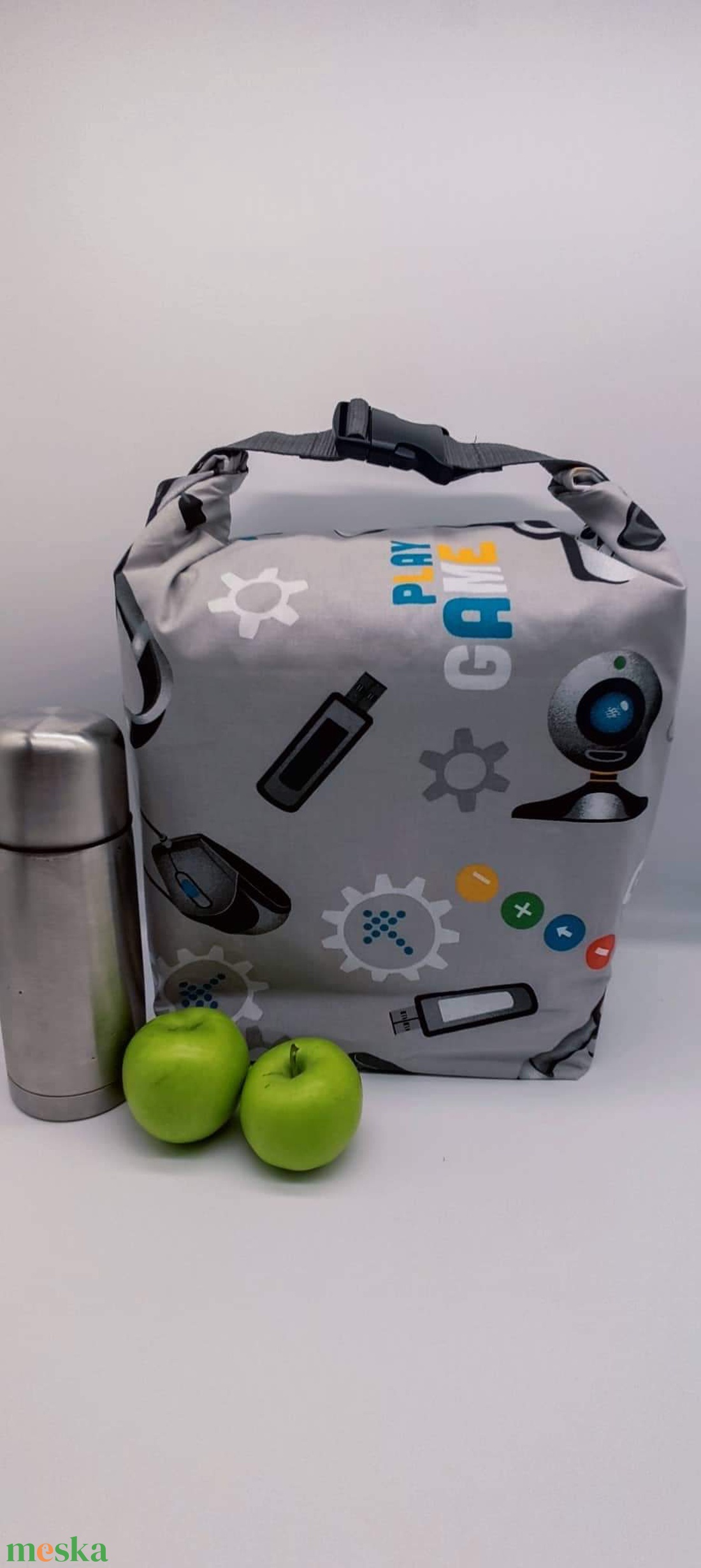 Uzsonnás táska - Roll top Lunch bag - Zero waste - táska & tok - uzsonna- & ebéd tartó - ebéd tasak, doboz - Meska.hu Uzsonnás táska - Roll top Lunch bag - Zero waste - táska & tok - uzsonna- & ebéd tartó - ebéd tasak, doboz - Meska.hu