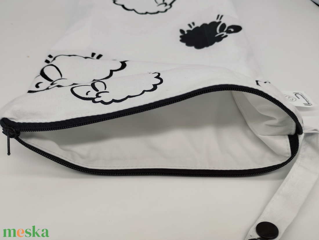 Vízhatlan neszeszer, pelenkázó neszeszer - táska & tok - neszesszer - Meska.hu