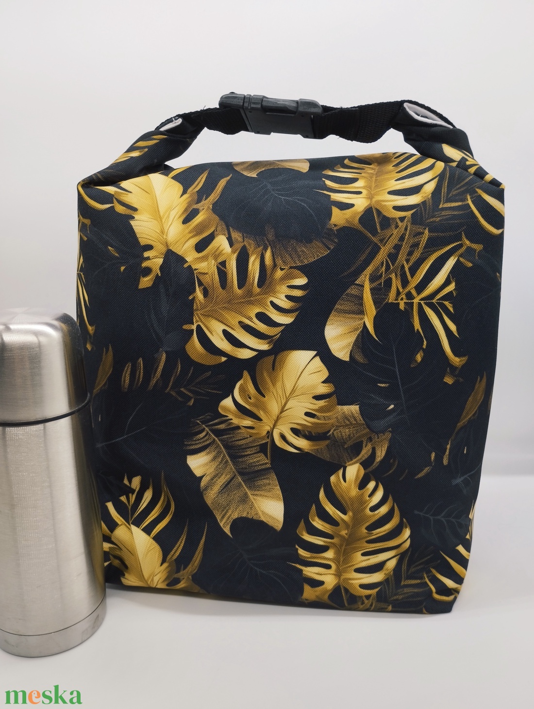 Uzsonnás táska - Roll top Lunch bag - Zero waste - táska & tok - uzsonna- & ebéd tartó - ebéd tasak, doboz - Meska.hu Uzsonnás táska - Roll top Lunch bag - Zero waste - táska & tok - uzsonna- & ebéd tartó - ebéd tasak, doboz - Meska.hu