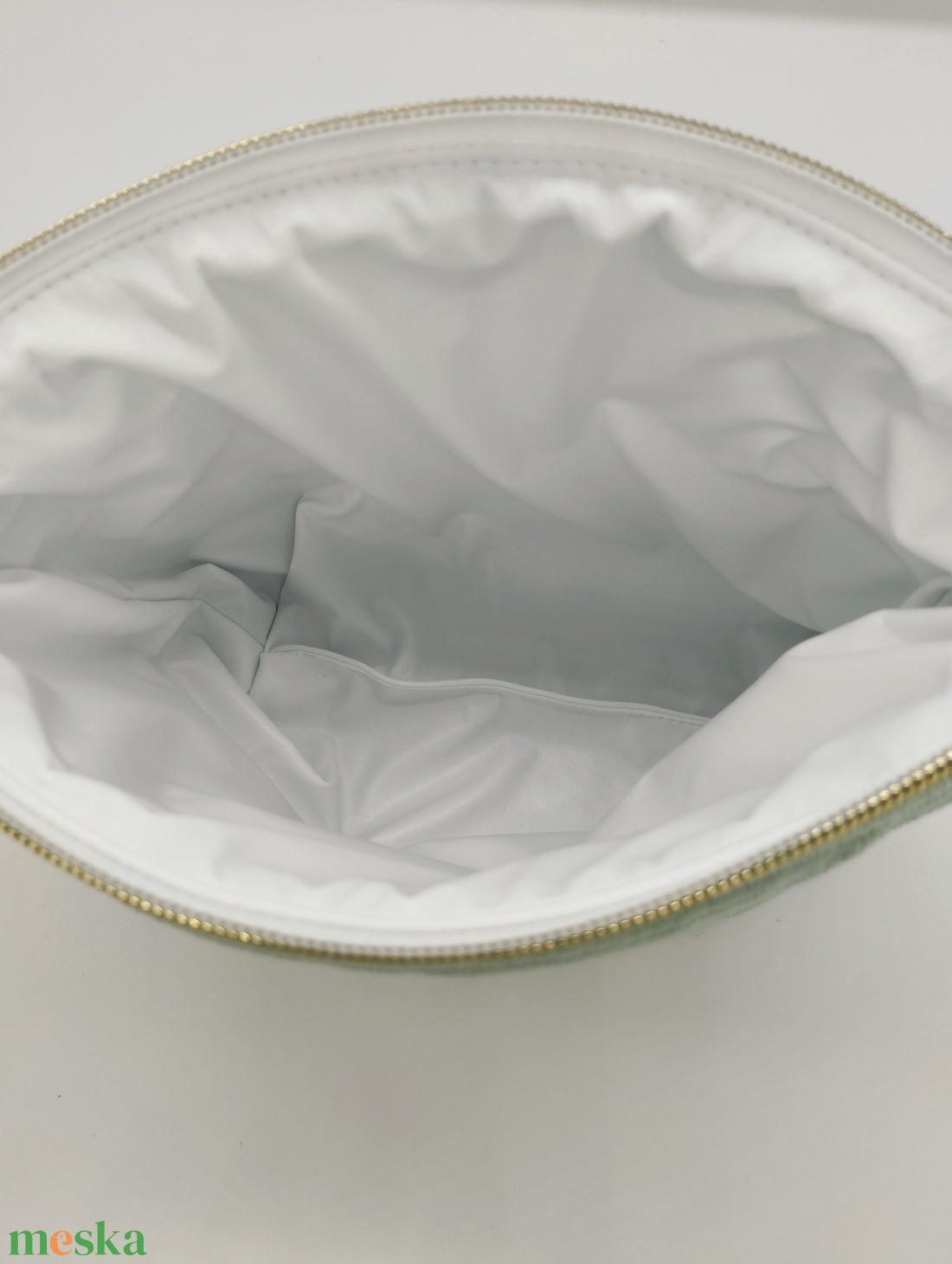 Női neszeszer vízhatlan béléssel- nagy méretű  - táska & tok - neszesszer - Meska.hu