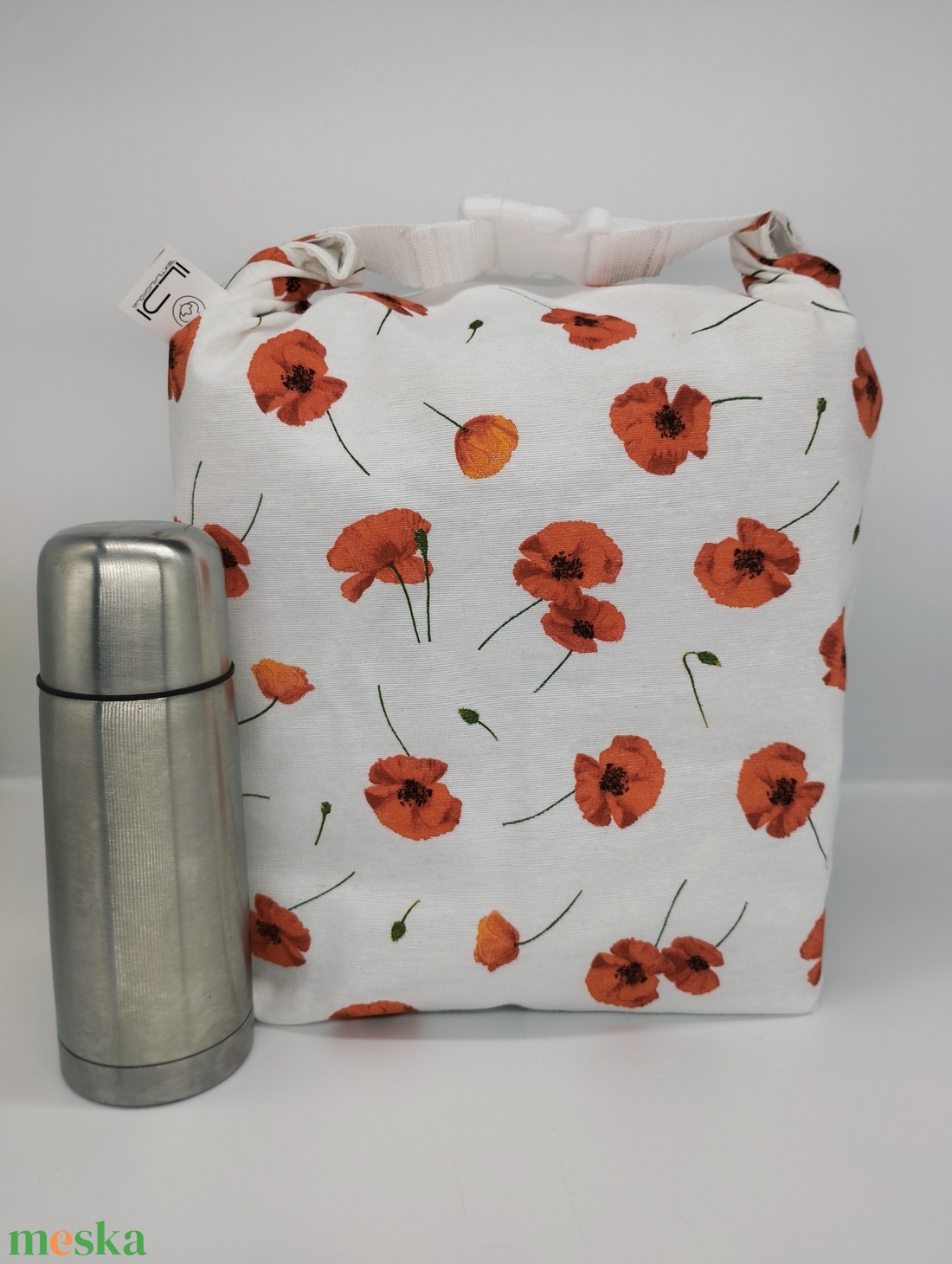 Pipacsos Uzsonnás táska - Roll top Lunch bag - Zero waste - táska & tok - uzsonna- & ebéd tartó - ebéd tasak, doboz - Meska.hu Pipacsos Uzsonnás táska - Roll top Lunch bag - Zero waste - táska & tok - uzsonna- & ebéd tartó - ebéd tasak, doboz - Meska.hu