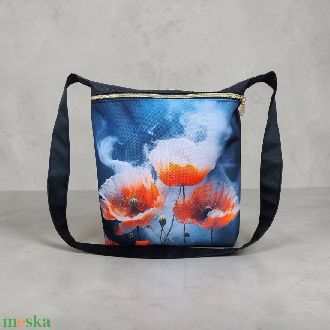 Egyedi pipacs mintás testtáska / crossbody - táska & tok - kézitáska & válltáska - vállon átvethető táska - Meska.hu
