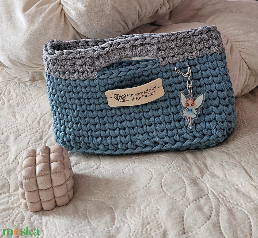 Horgolt kislány táska - táska & tok - kézitáska & válltáska - kézitáska - Meska.hu