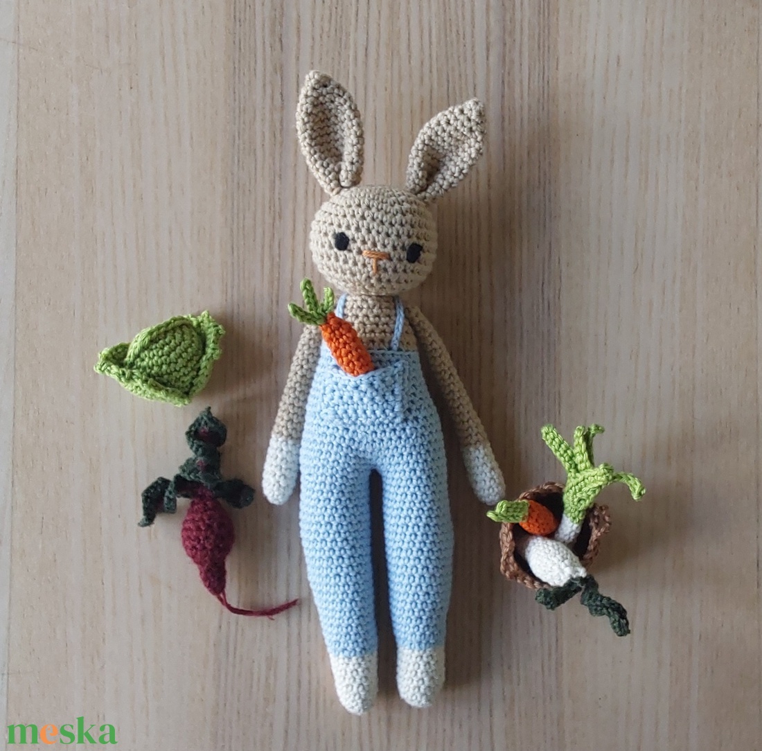 Kertész nyuszi - játék & sport - plüssállat & játékfigura - nyuszi - Meska.hu