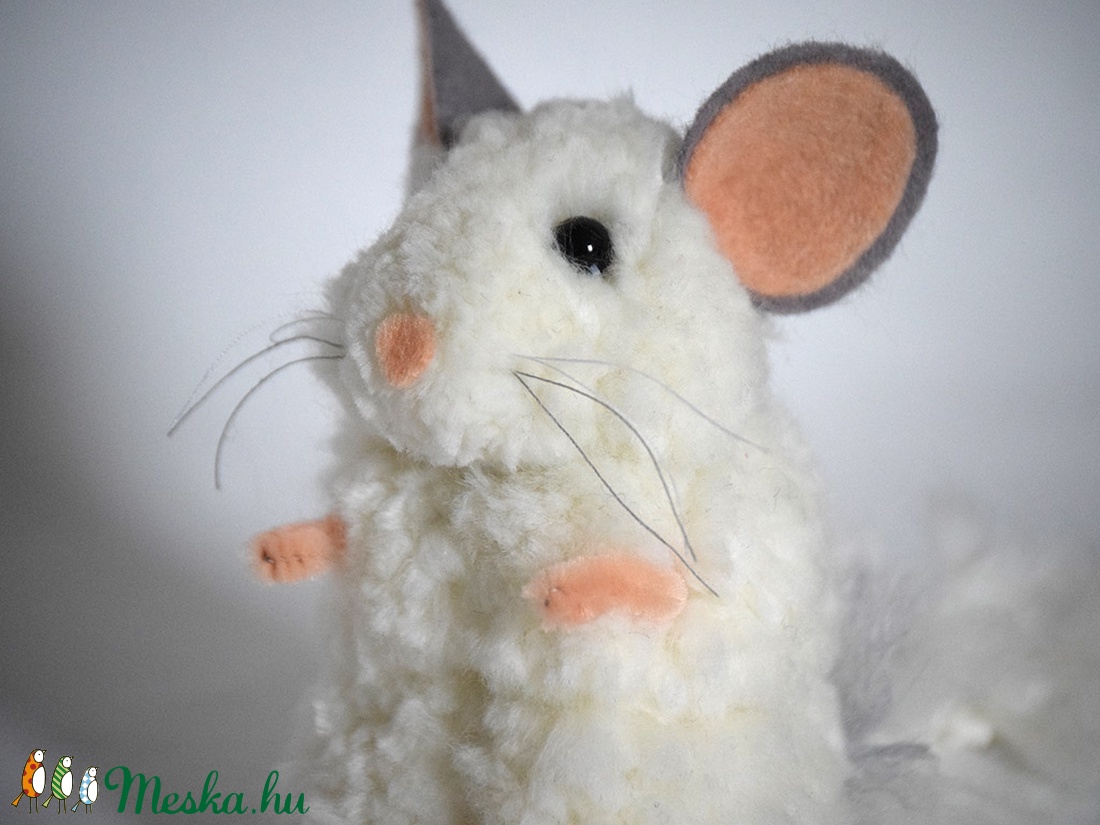 Fehér csincsilla -  - Meska.hu