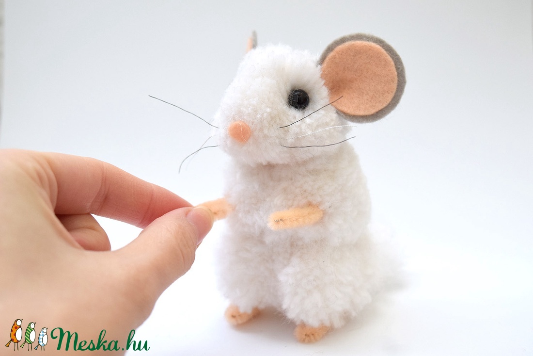 Fehér csincsilla - otthon & életmód - dekoráció - dísztárgy - Meska.hu