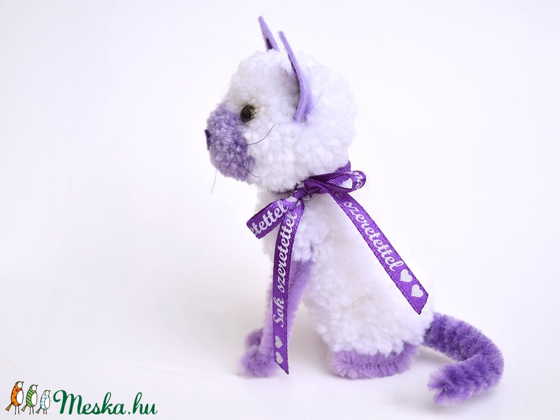 Orgona a lila-fehér kis cica - otthon & életmód - dekoráció - dísztárgy - Meska.hu