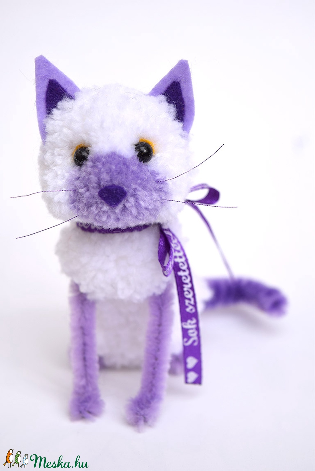 Orgona a lila-fehér kis cica - otthon & életmód - dekoráció - dísztárgy - Meska.hu