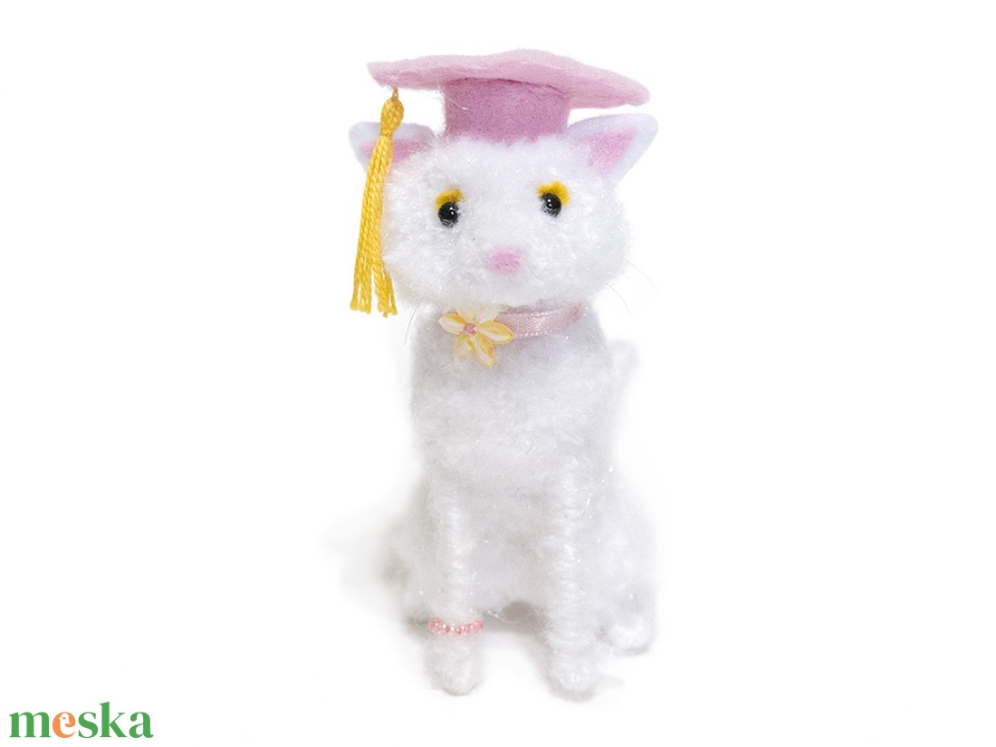 Miss Prof Dr Cica - Nárcisz - otthon & életmód - dekoráció - dísztárgy - Meska.hu Miss Prof Dr Cica - Nárcisz - otthon & életmód - dekoráció - dísztárgy - Meska.hu