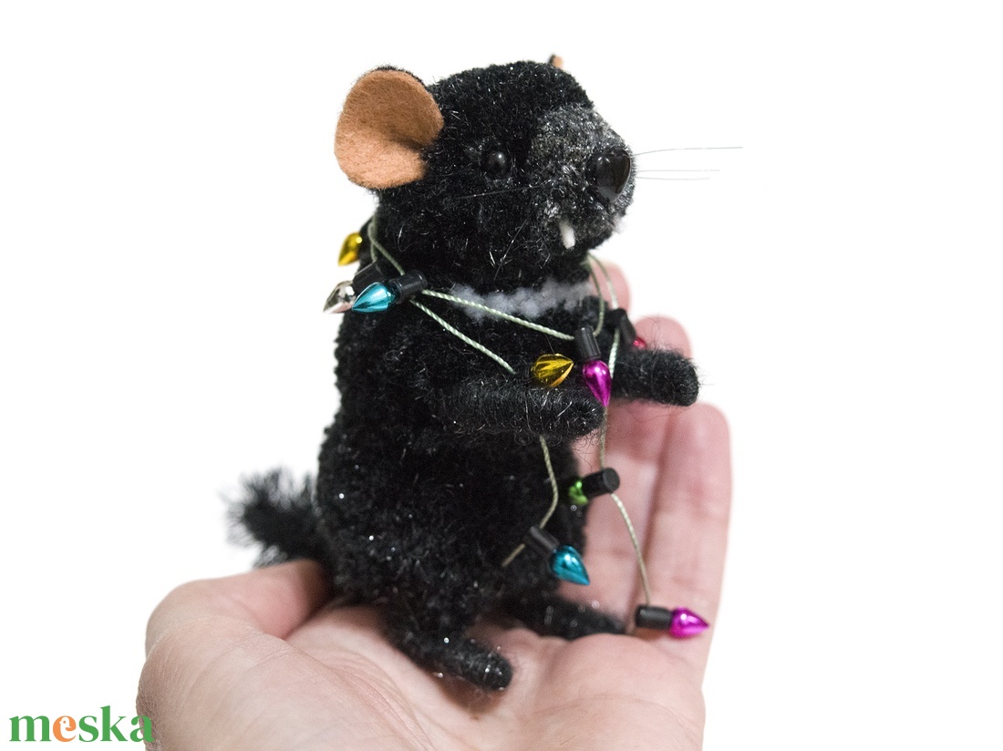 Erszényes ördög fényfüzérrel - otthon & életmód - dekoráció - dísztárgy - Meska.hu