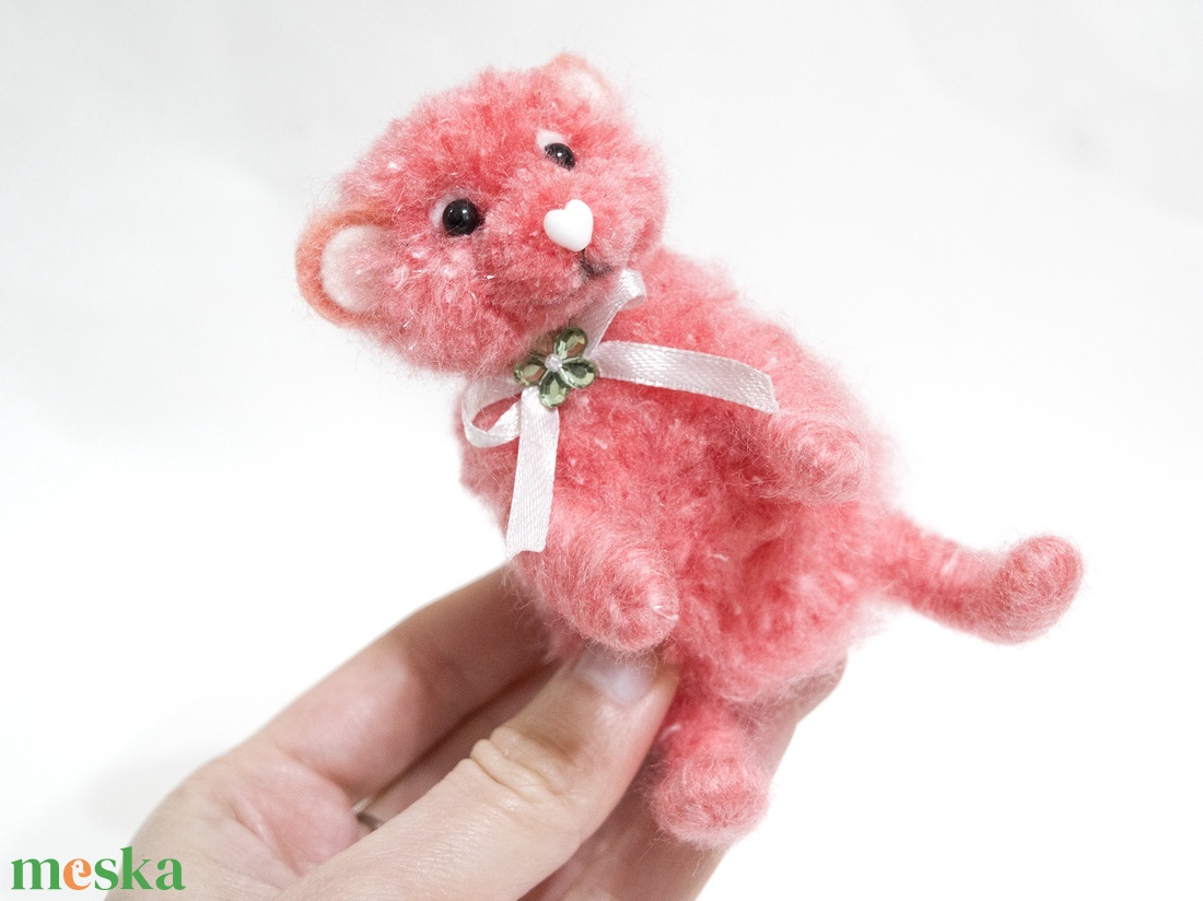 Pom - Teddy maci - rózsaszín - otthon & életmód - dekoráció - dekoratív figurák és szobrok - Meska.hu