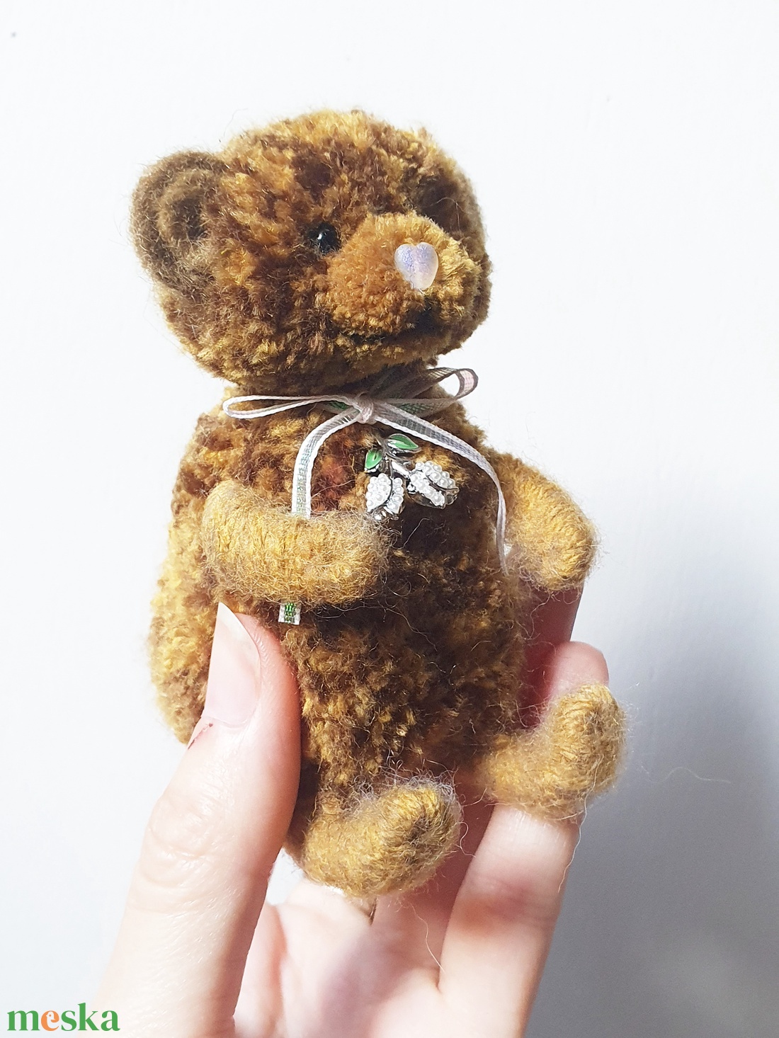Pom - Teddy maci - Irizke - otthon & életmód - dekoráció - dekoratív figurák és szobrok - Meska.hu