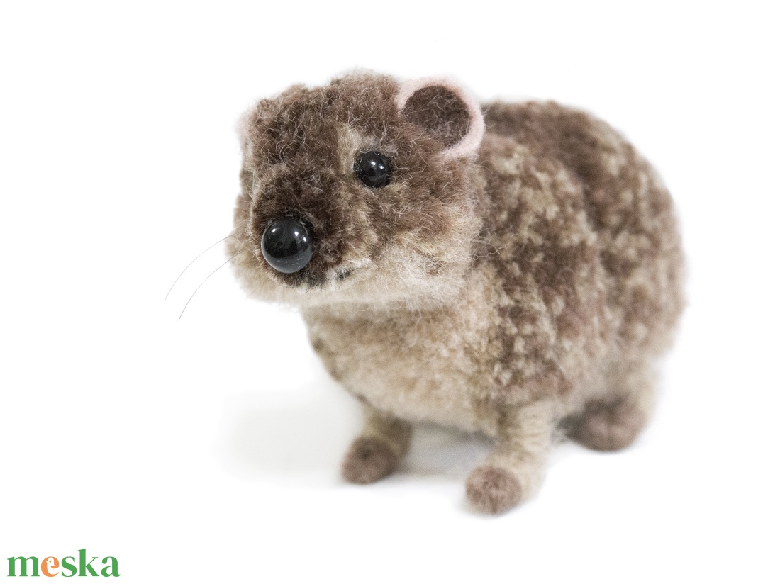Fokföldi szirtiborz, hyrax - otthon & életmód - dekoráció - dísztárgy - Meska.hu