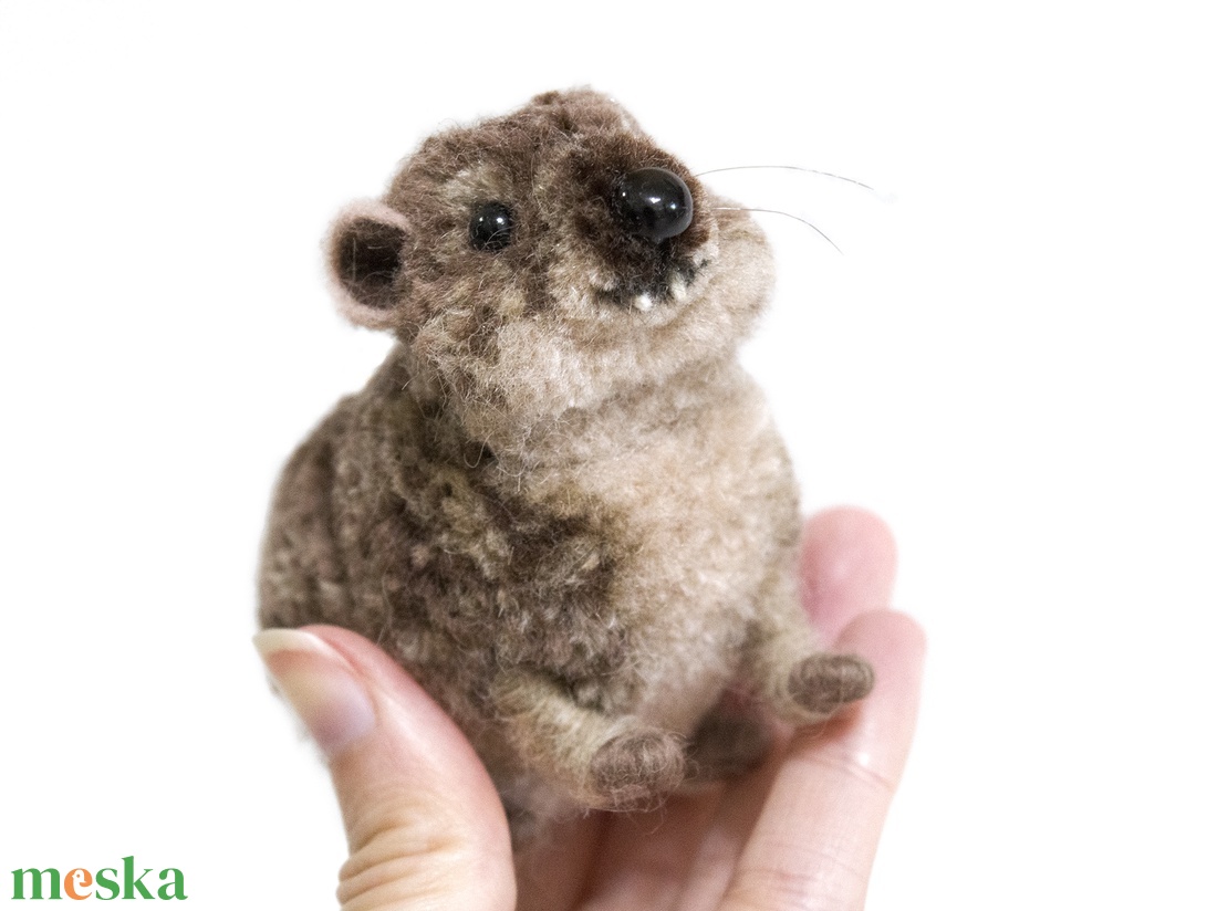Fokföldi szirtiborz, hyrax - otthon & életmód - dekoráció - dísztárgy - Meska.hu