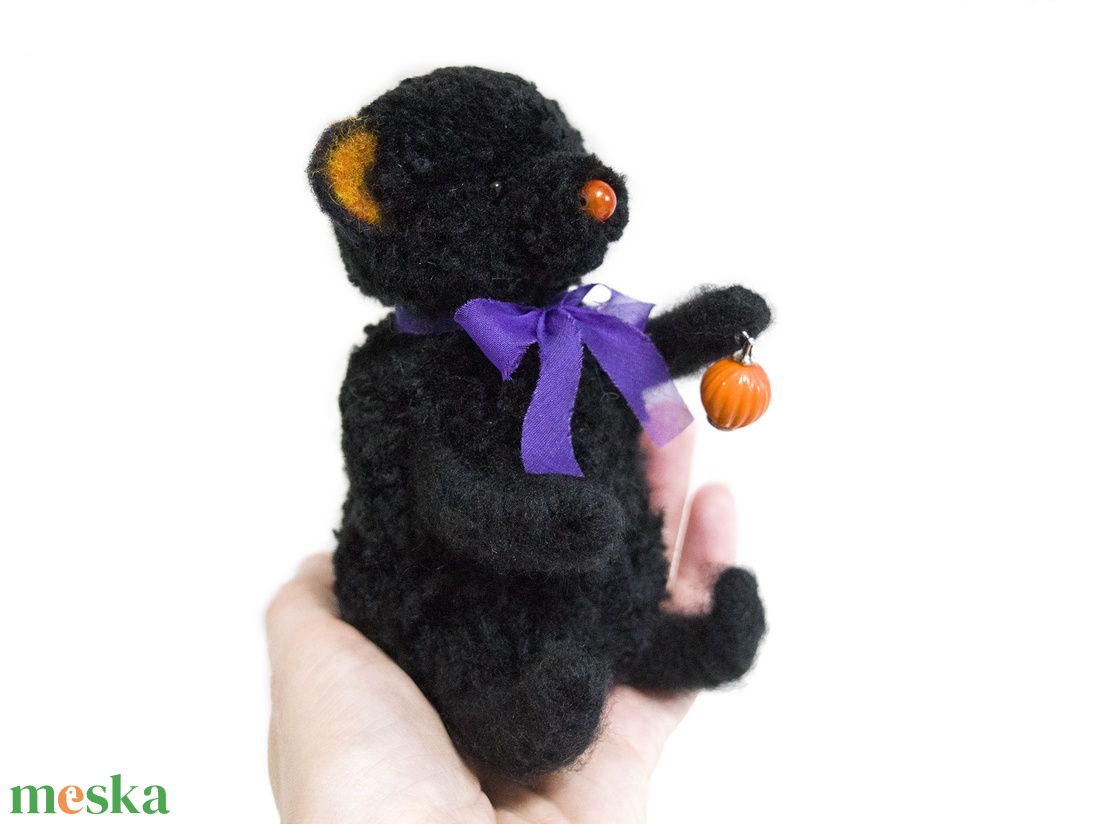 Pom - Teddy Halloween maci és a Tök - otthon & életmód - dekoráció - halloween - halloweeni figurák - Meska.hu