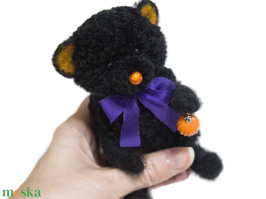 Pom - Teddy Halloween maci és a Tök - otthon & életmód - dekoráció - halloween - halloweeni figurák - Meska.hu