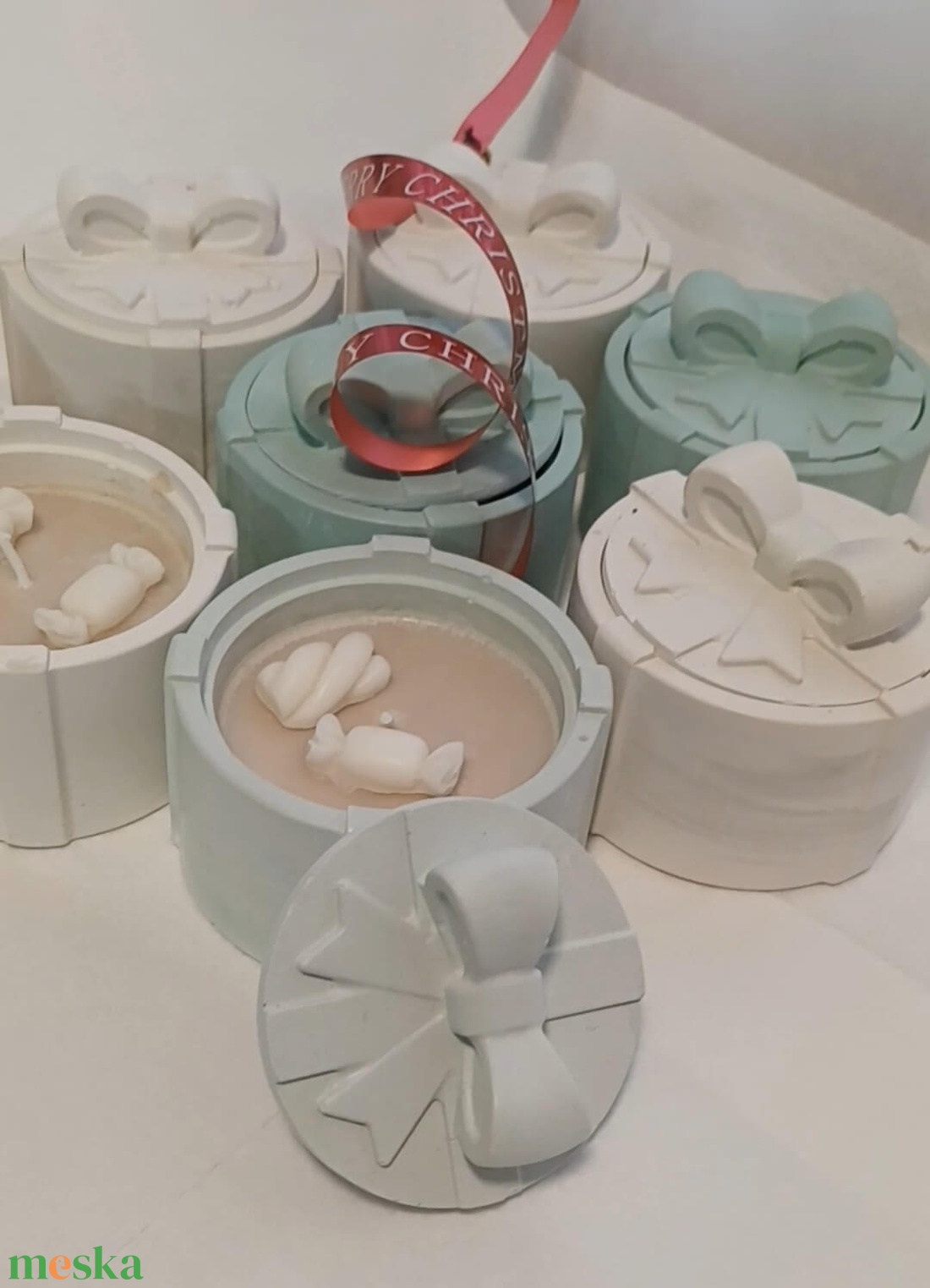 Karácsonyi mini gyertya mézeskalács illattal -40g - karácsony - karácsonyi lakásdekoráció - karácsonyi illatgyertya, mécses - Meska.hu