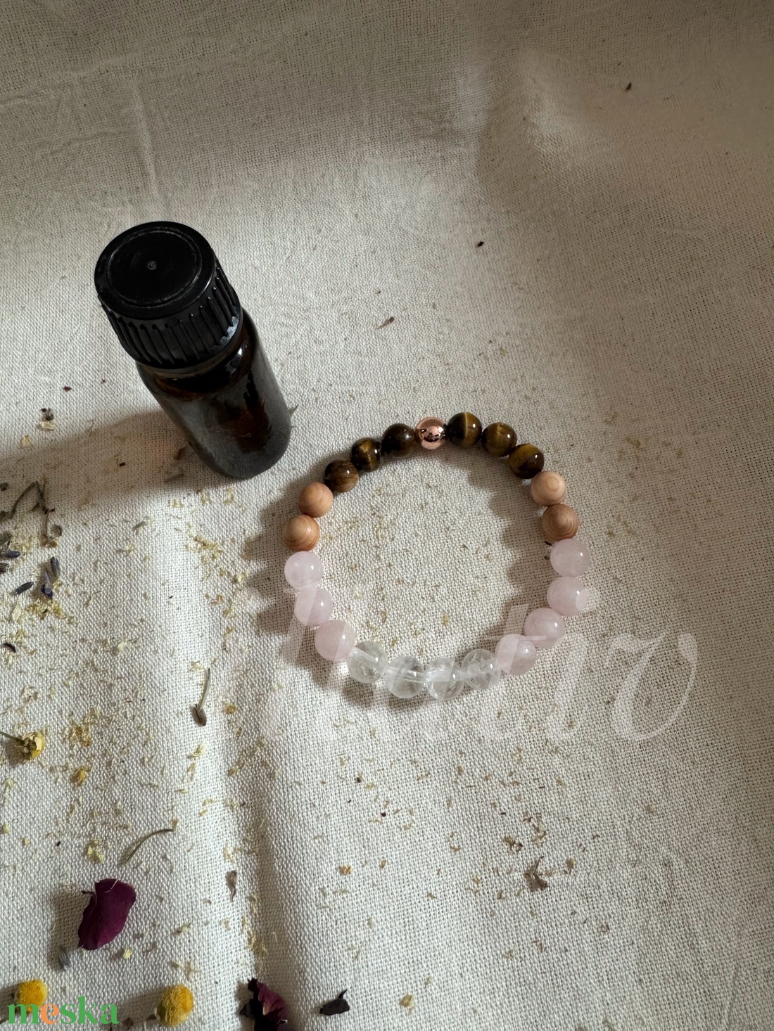 Aromakarkötő- Védelmező szeretet - ékszer - karkötő - ásványkarkötő - Meska.hu Aromakarkötő- Védelmező szeretet - ékszer - karkötő - ásványkarkötő - Meska.hu