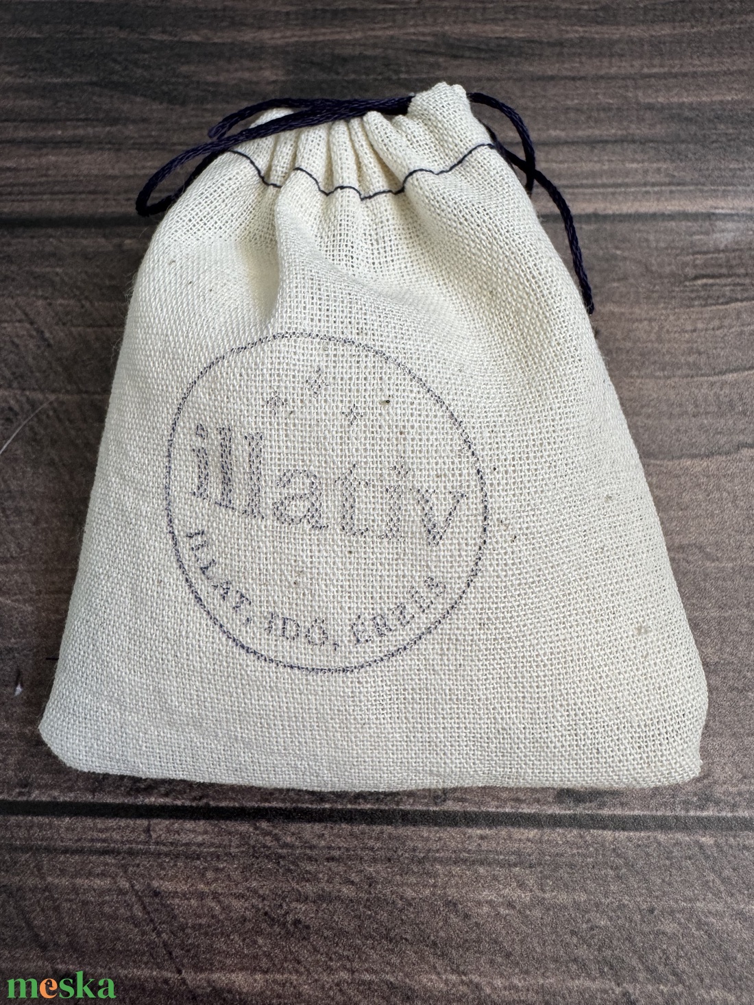 Parfümolajos illatzsák - autó és textil illatostó �Titkos elegancia illattal - otthon & életmód - gyertya, illat, aroma - illatzsák - Meska.hu