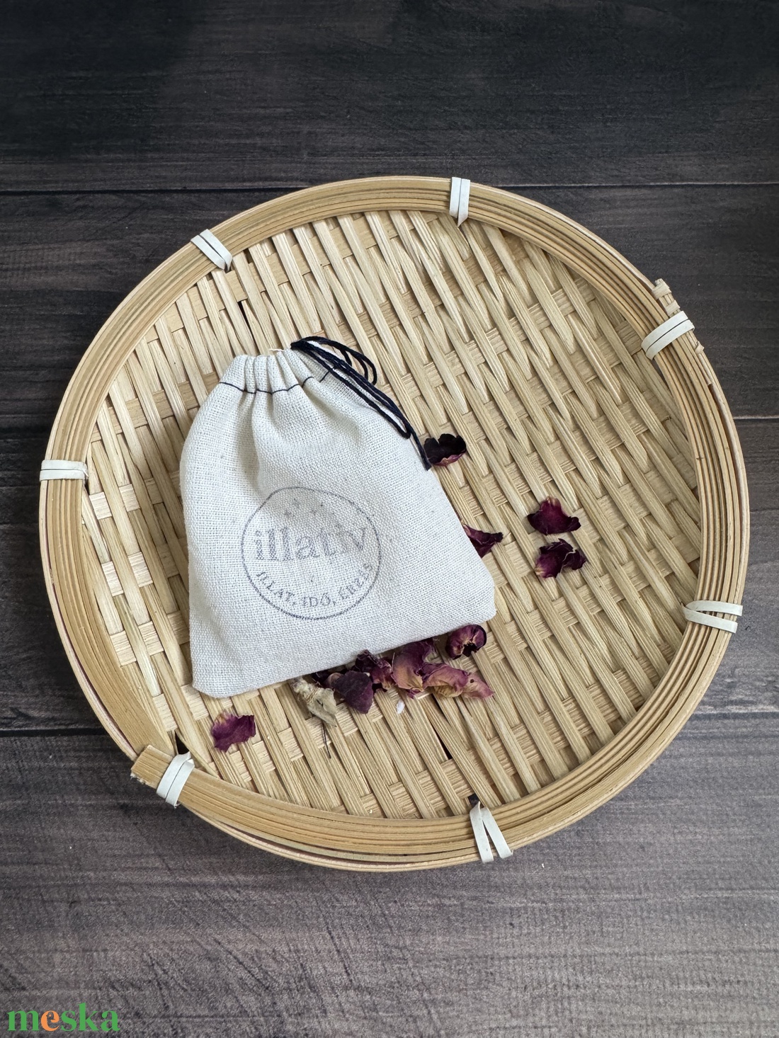 Parfümolajos illatzsák - autó és textil illatostó �Titkos elegancia illattal - otthon & életmód - gyertya, illat, aroma - illatzsák - Meska.hu