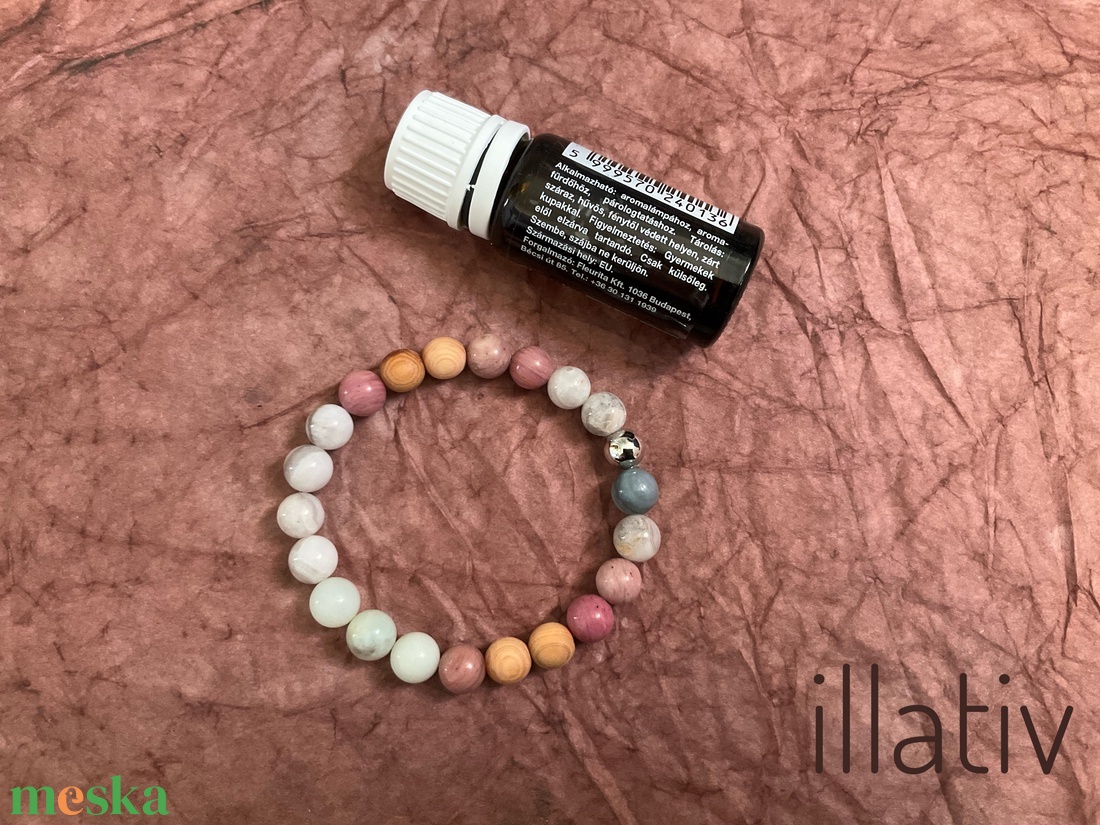Ásványkarkötő illatosítható fa gyönggyel - � Belső harmónia  - ékszer - karkötő - ásványkarkötő - Meska.hu