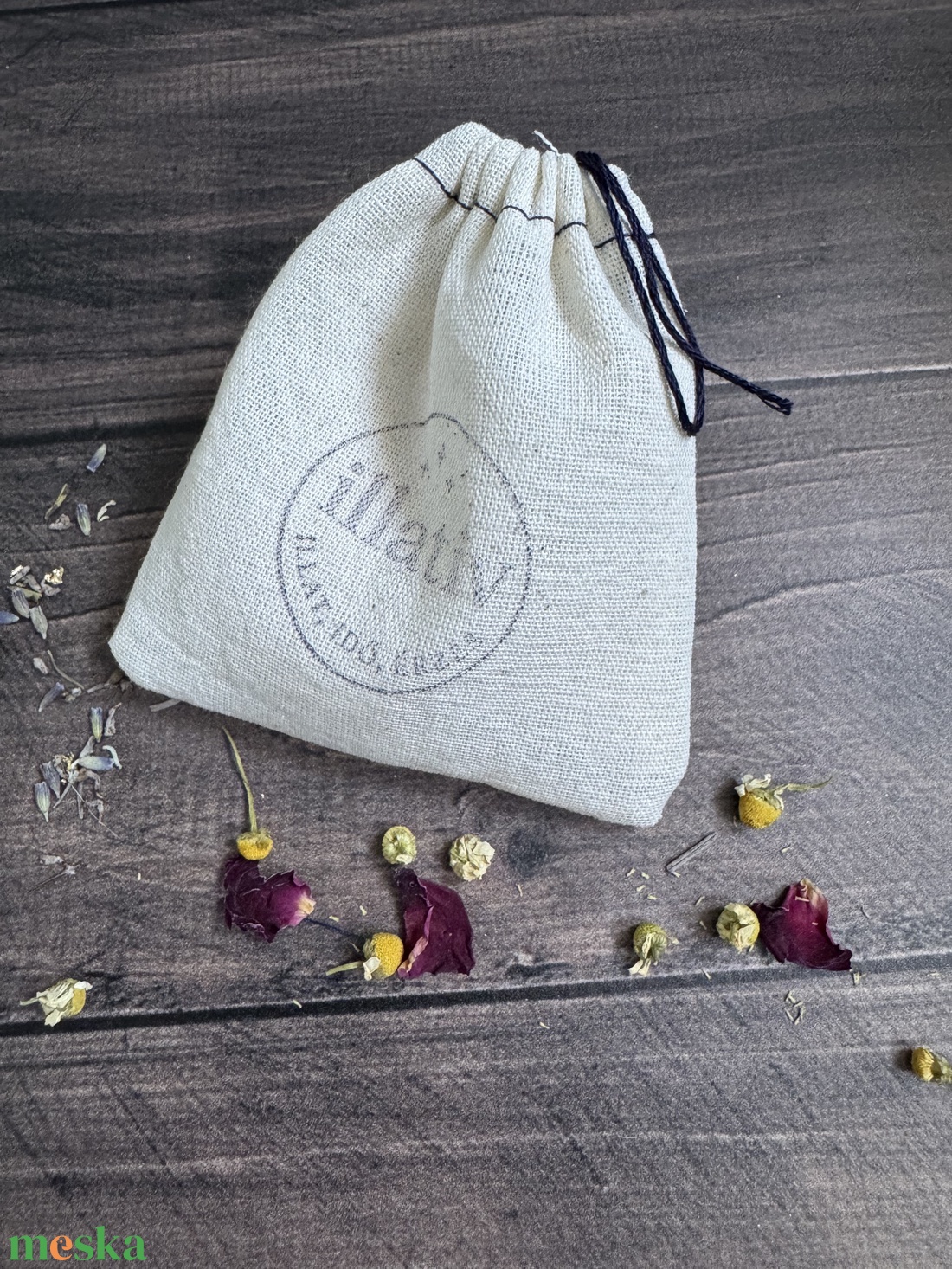 Illatosító zsák parfümolajjal - autóba , ruhák közé, otthonra / Virágvarázs illattal - otthon & életmód - gyertya, illat, aroma - illatzsák - Meska.hu