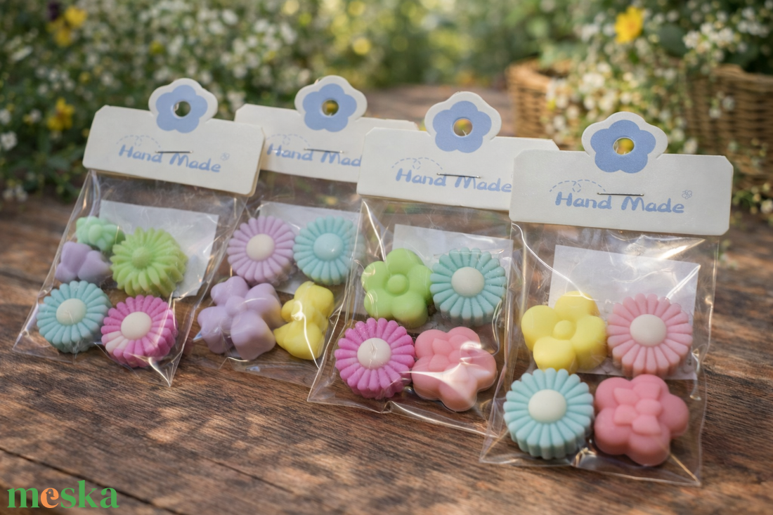 Aprócska gyöngyvirág illatviasz - otthon & életmód - gyertya, illat, aroma - gyertya - Meska.hu