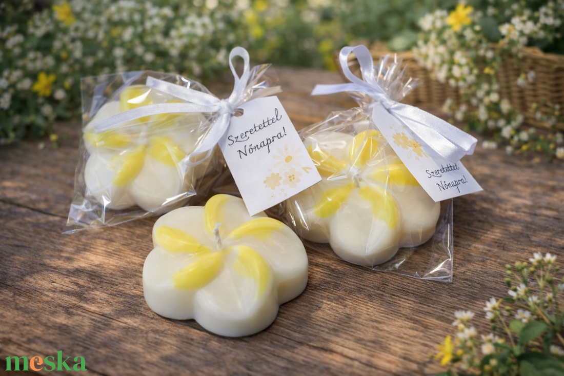 Virág formájú díszgyertya - otthon & életmód - gyertya, illat, aroma - gyertya - Meska.hu