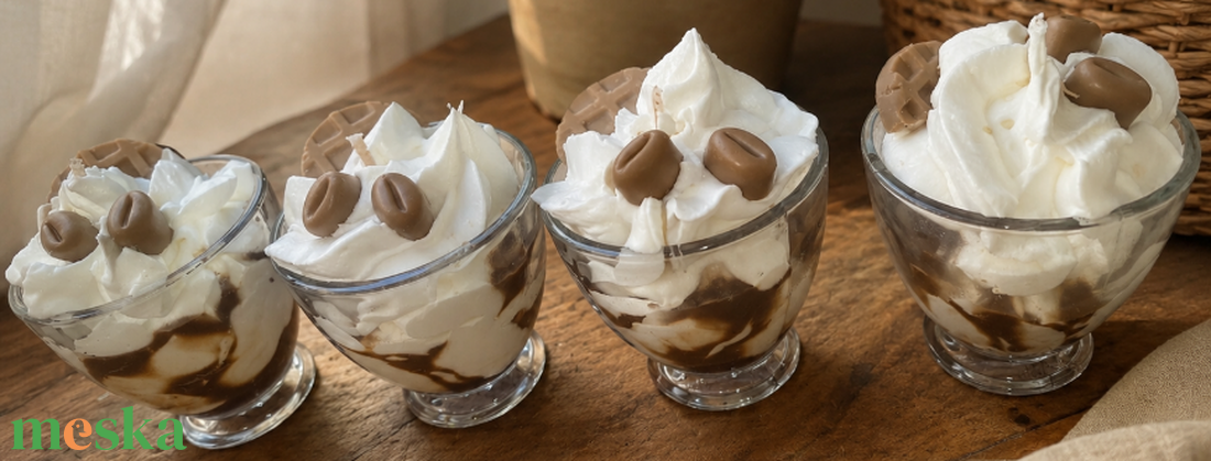 Kókuszos-Vaníliás Frappuccino-gyertya - otthon & életmód - gyertya, illat, aroma - illatviasz - Meska.hu
