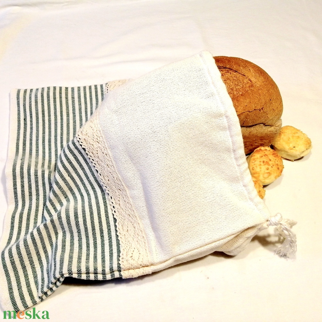 Kézzel szövött kenyereszsák - 1 kg - otthon & életmód - konyhafelszerelés, tálalás - konyhai tárolás - kenyértartó - Meska.hu Kézzel szövött kenyereszsák - 1 kg - otthon & életmód - konyhafelszerelés, tálalás - konyhai tárolás - kenyértartó - Meska.hu