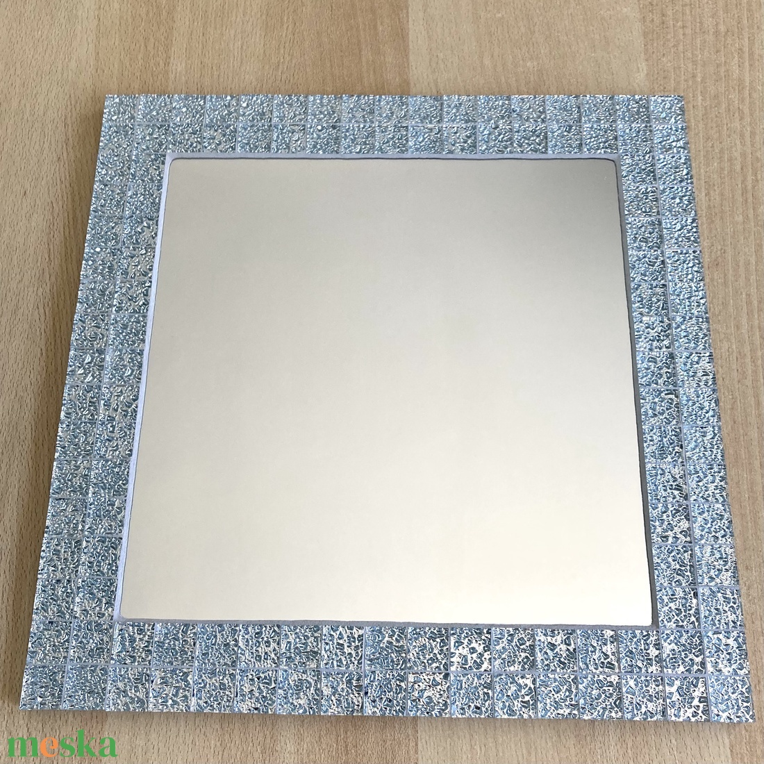 Mozaik tükör - ezüst csillámos üveg kristálymozaikkal - otthon & életmód - dekoráció - tükör - Meska.hu