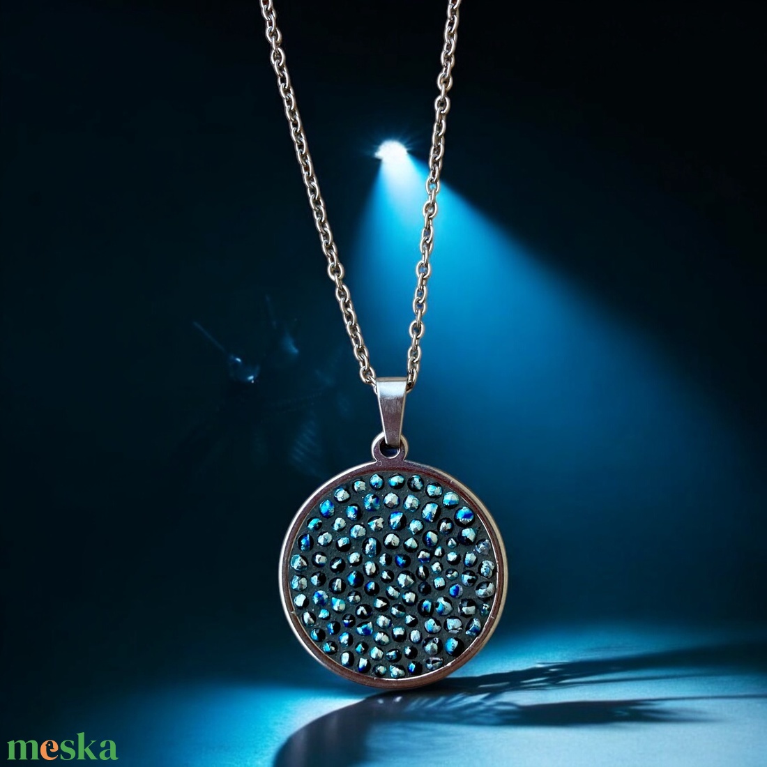 Ezüst-kék csillámló mikromozaik nyaklánc nemesacéllal - mozaik design ékszer, Dichroic üveg - ékszer - nyaklánc - medálos nyaklánc - Meska.hu Ezüst-kék csillámló mikromozaik nyaklánc nemesacéllal - mozaik design ékszer, Dichroic üveg - ékszer - nyaklánc - medálos nyaklánc - Meska.hu