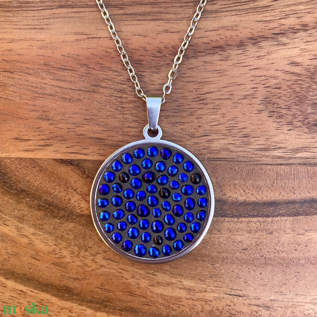 Királykék-fekete csillámló mikromozaik nyaklánc nemesacéllal - mozaik design ékszer, Dichroic üveg - ékszer - nyaklánc - medálos nyaklánc - Meska.hu Királykék-fekete csillámló mikromozaik nyaklánc nemesacéllal - mozaik design ékszer, Dichroic üveg - ékszer - nyaklánc - medálos nyaklánc - Meska.hu