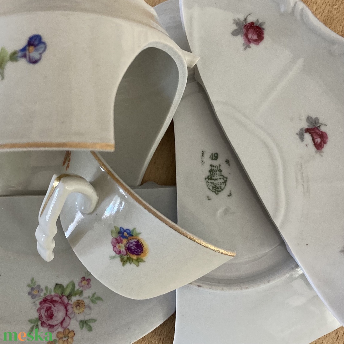 Zsolnay mentett darabok - porcelán gyűrű - rózsás, nagy foglalattal, állítható - ékszer - gyűrű - statement gyűrű - Meska.hu Zsolnay mentett darabok - porcelán gyűrű - rózsás, nagy foglalattal, állítható - ékszer - gyűrű - statement gyűrű - Meska.hu