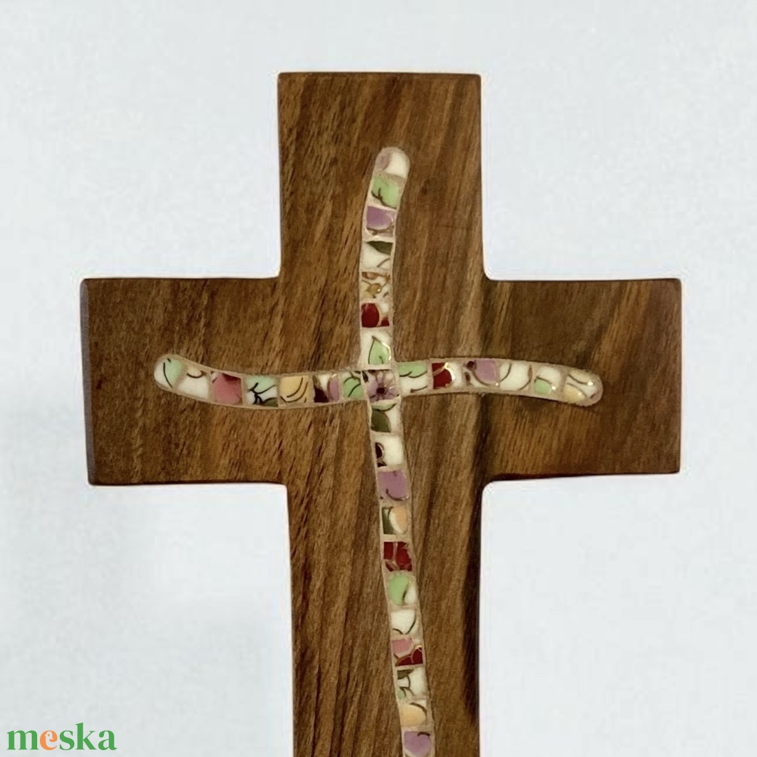 Mentett Zsolnay - asztali fakereszt porcelán berakással, diófa - otthon & életmód - vallás - kereszt - Meska.hu Mentett Zsolnay - asztali fakereszt porcelán berakással, diófa - otthon & életmód - vallás - kereszt - Meska.hu