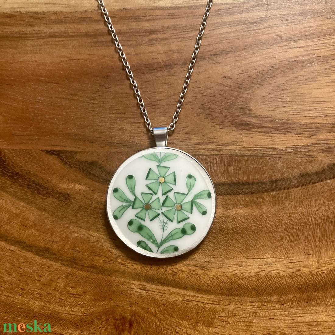 Herendi mentett darabok - porcelán nyaklánc - nemesacél medál Apponyi mintával - ékszer - nyaklánc - medálos nyaklánc - Meska.hu Herendi mentett darabok - porcelán nyaklánc - nemesacél medál Apponyi mintával - ékszer - nyaklánc - medálos nyaklánc - Meska.hu