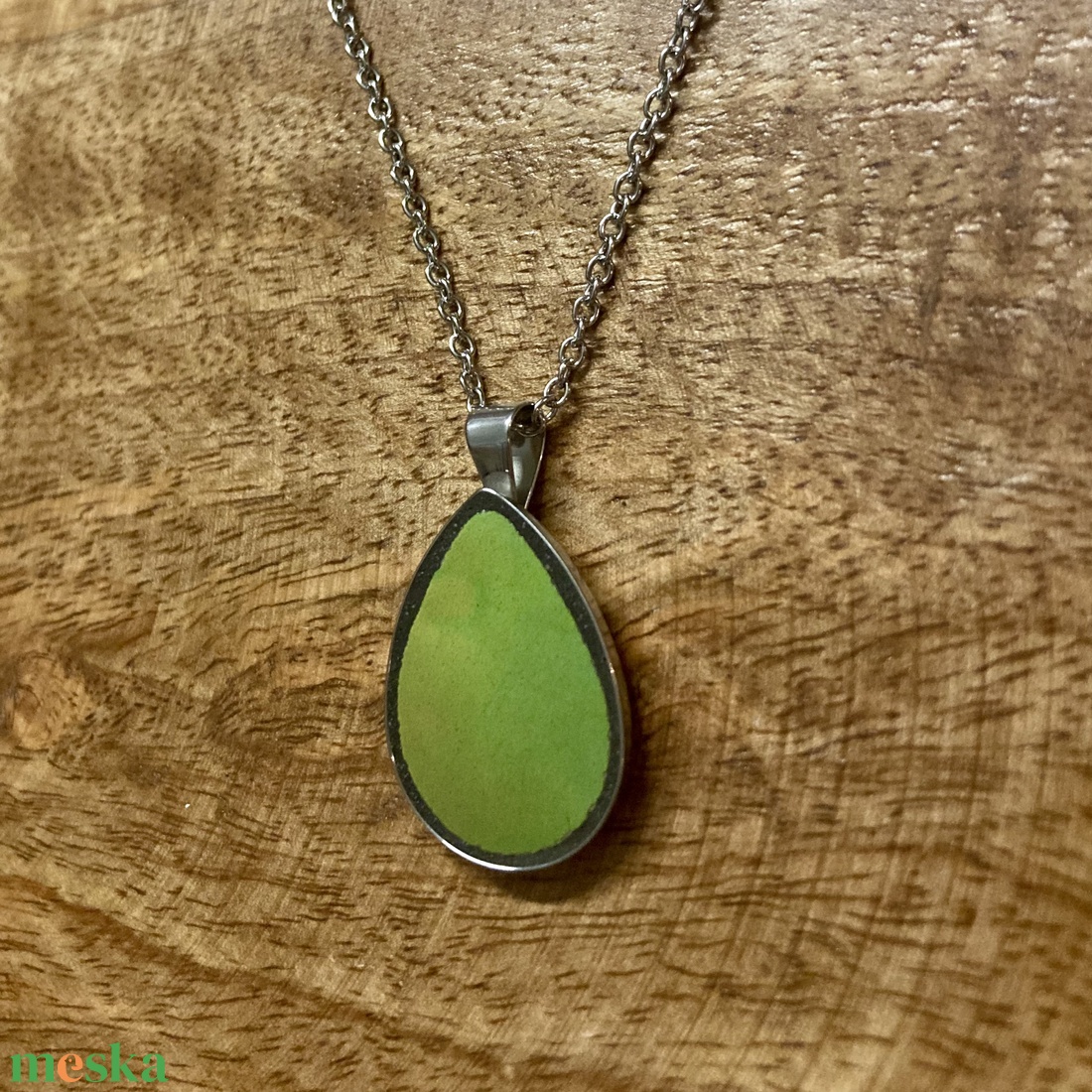 Eozinos mentett Zsolnay darabok - porcelán nyaklánc, nemesacél csepp medálos - ékszer - nyaklánc - medálos nyaklánc - Meska.hu Eozinos mentett Zsolnay darabok - porcelán nyaklánc, nemesacél csepp medálos - ékszer - nyaklánc - medálos nyaklánc - Meska.hu