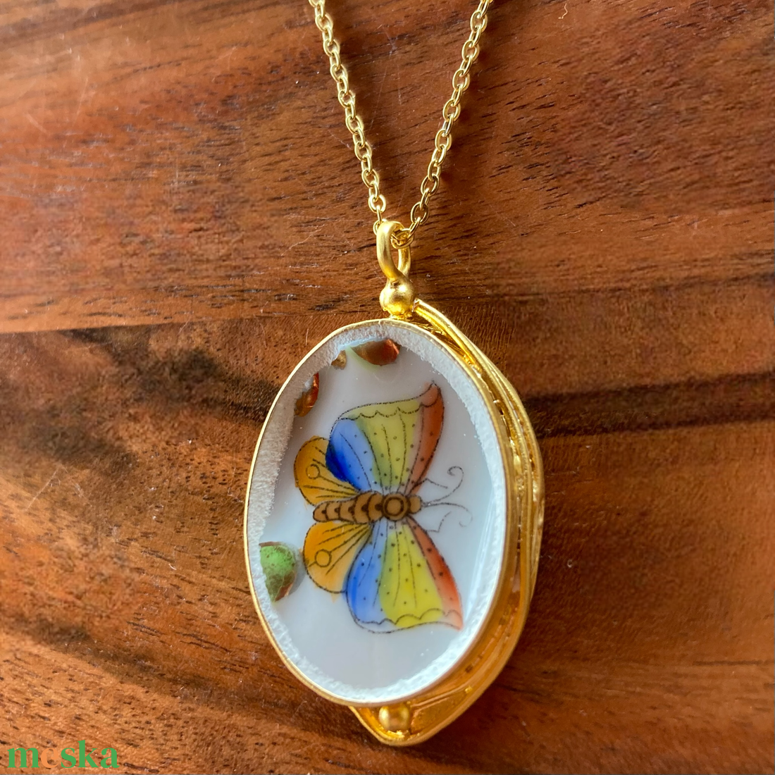 Aranyozott medál - Herendi mentett darabok - pillangós medál vagy nyaklánc - ékszer - nyaklánc - medálos nyaklánc - Meska.hu