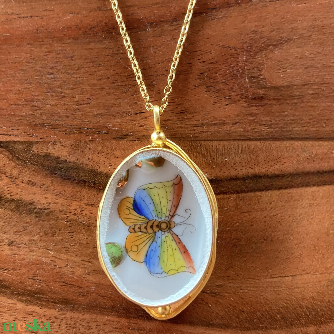 Aranyozott medál - Herendi mentett darabok - pillangós medál vagy nyaklánc - ékszer - nyaklánc - medálos nyaklánc - Meska.hu
