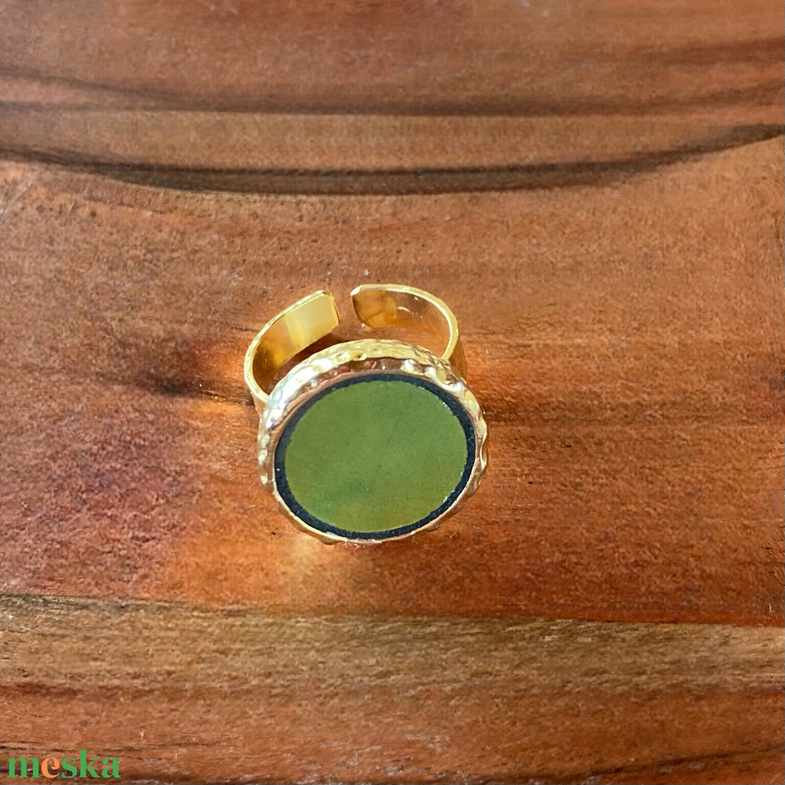 Eozinos aranyozott gyűrű - Zsolnay mentett darabok - eozin mázas, állítható - ékszer - gyűrű - szoliter gyűrű - Meska.hu