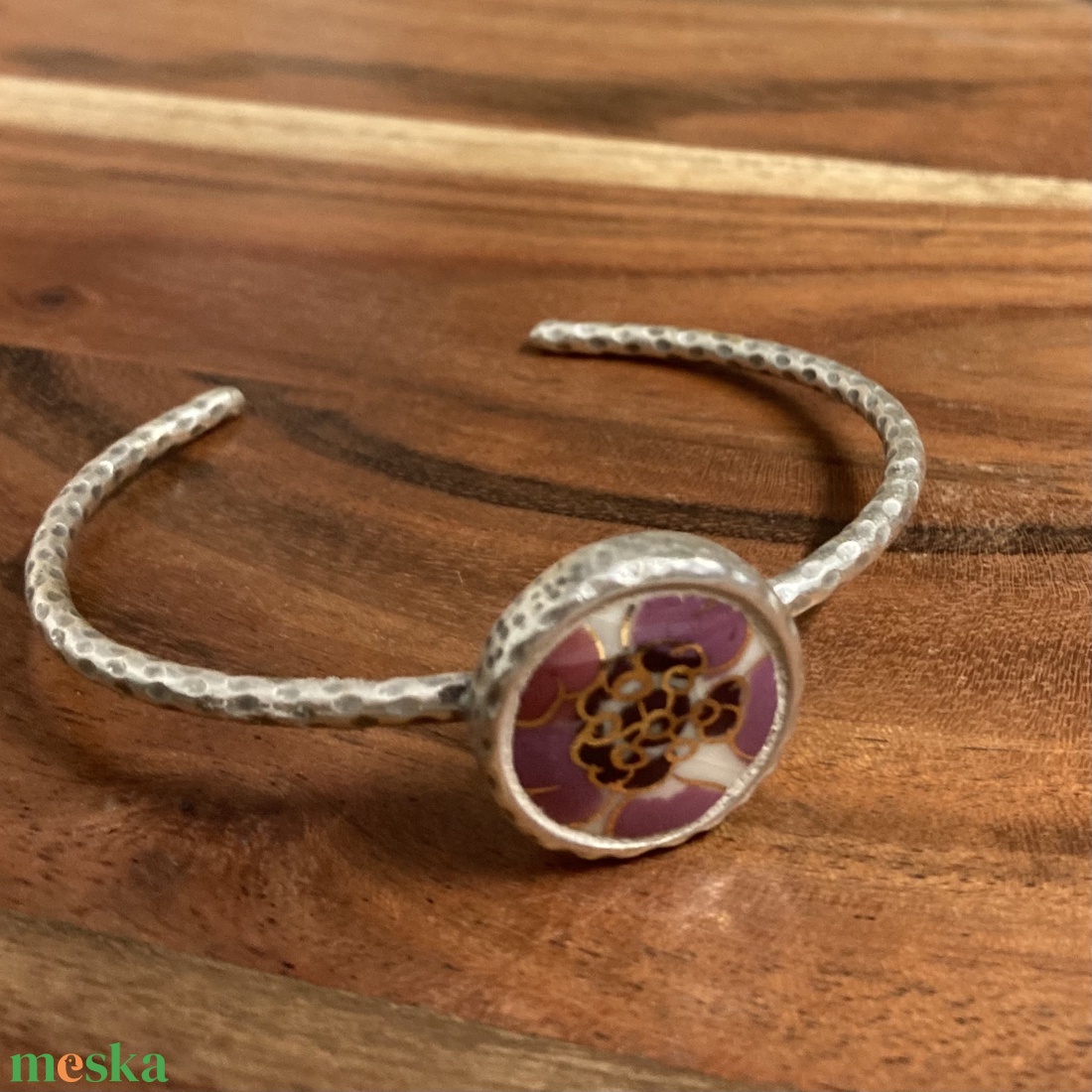 Zsolnay mentett darabok - virágos porcelán karperec - állítható - ékszer - karkötő - karkötő medállal - Meska.hu